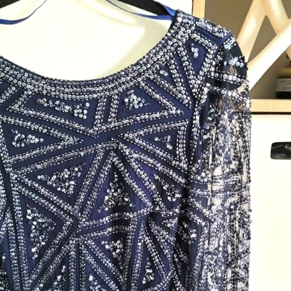 Aidan Mattox Elegant Formal Navy Sequin Dress Size 6 - Picture 4 of 15